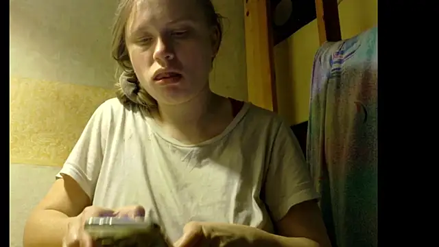 Snapshot of FrumCake chatting on May 31, 2026, 7:03 pm FrumCake online show from May 31, 2026, 7:03 pm