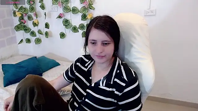 Snapshot of tania_sweet__ chatting on March 25, 2026, 7:57 pm tania sweet online show from March 25, 2026, 7:57 pm