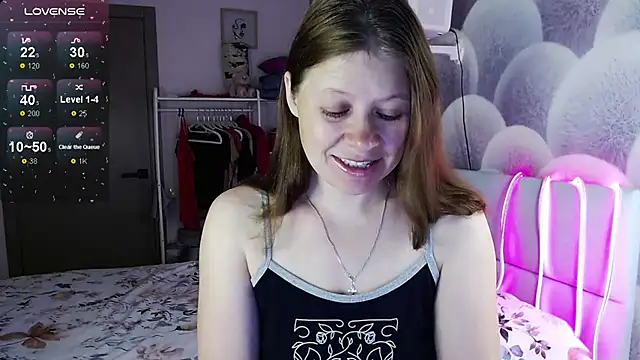 Snapshot of alekasamui chatting on October 21, 2025, 11:15 pm alekasamui online show from October 21, 2025, 11:15 pm