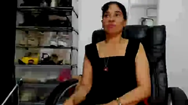 Aries Mature online show from April 16, 2026, 10:45 pm