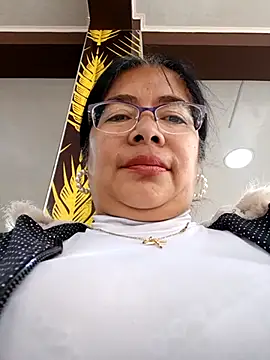 Snapshot of __valentina18 chatting on February 18, 2025, 4:14 pm   valentina18 online show from February 18, 2025, 4:14 pm