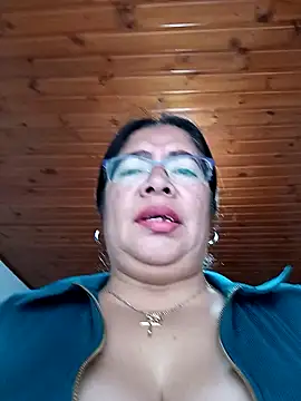 Snapshot of __valentina18 chatting on September 12, 2025, 1:11 pm   valentina18 online show from September 12, 2025, 1:11 pm