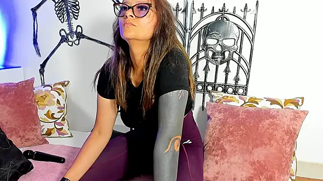 beauti wild25 online show from September 30, 2025, 7:20 pm