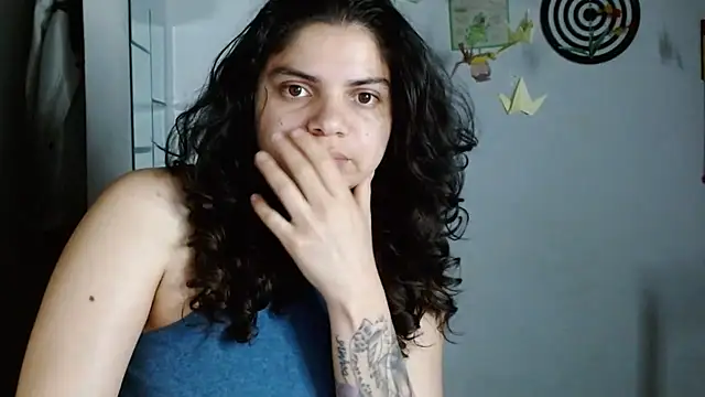 Nikkykora15 online show from April 7, 2026, 1:51 am