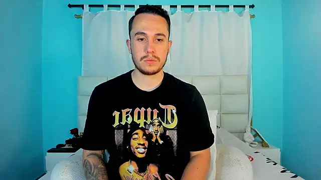 juan  jimenez online show from November 24, 2025, 1:49 am