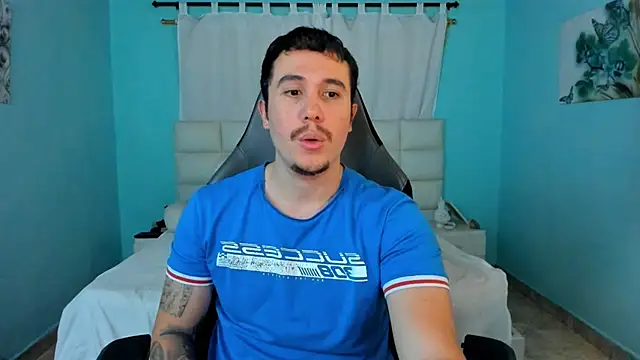 Snapshot of juan__jimenez chatting on April 20, 2026, 8:43 pm juan jimenez online show from April 20, 2026, 8:43 pm
