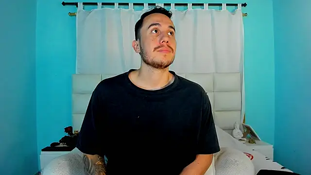 juan  jimenez online show from November 20, 2025, 9:47 pm