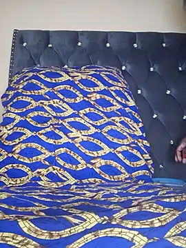 Snapshot of pussyqueene chatting on June 20, 2026, 3:00 am pussyqueene online show from June 20, 2026, 3:00 am