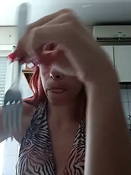 Snapshot of Annarella_Pika chatting on July 16, 2026, 11:51 am Annarella Pika online show from July 16, 2026, 11:51 am