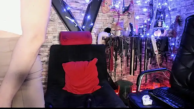 Liltildeman moon online show from April 2, 2026, 10:05 pm