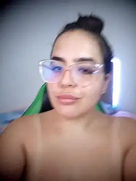  alicia z online show from February 2, 2025, 9:02 pm