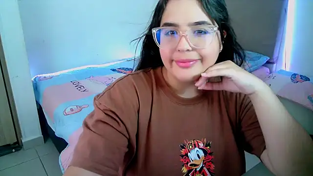  alicia z online show from February 11, 2025, 6:33 pm