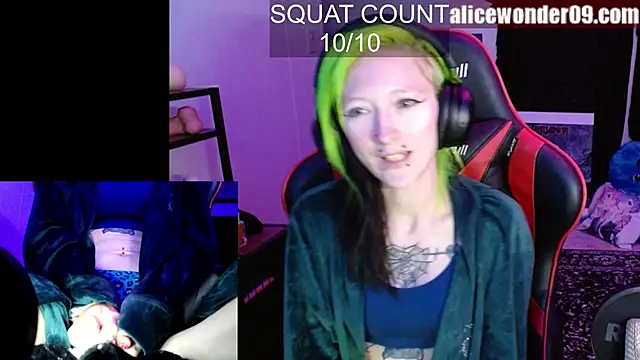 alicewonder09 online show from November 11, 2025, 5:02 am