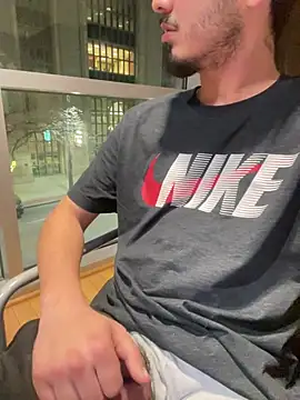 Snapshot of Bbyboyivan chatting on January 24, 2025, 2:39 am Bbyboyivan online show from January 24, 2025, 2:39 am