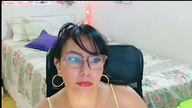 hottplay online show from March 26, 2026, 9:24 pm