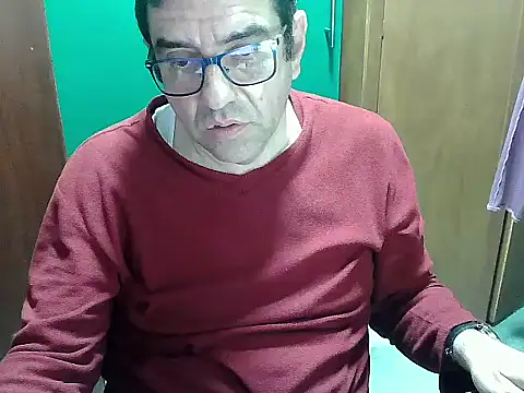 FernandoReuterG online show from October 14, 2025, 2:56 am