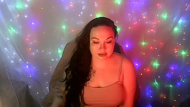 Victoria Marks online show from June 12, 2026, 1:36 am