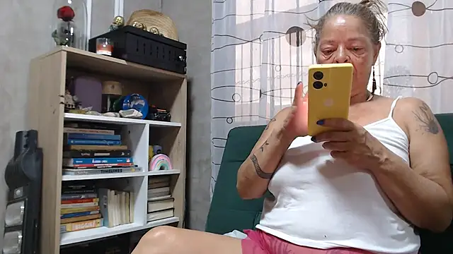 marinadenoche online show from July 15, 2026, 11:01 pm