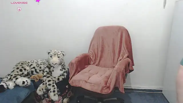 Ammillia online show from January 12, 2025, 4:29 pm