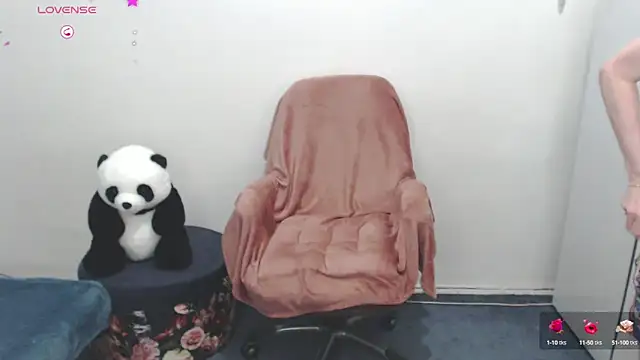 Ammillia online show from December 13, 2024, 9:13 am