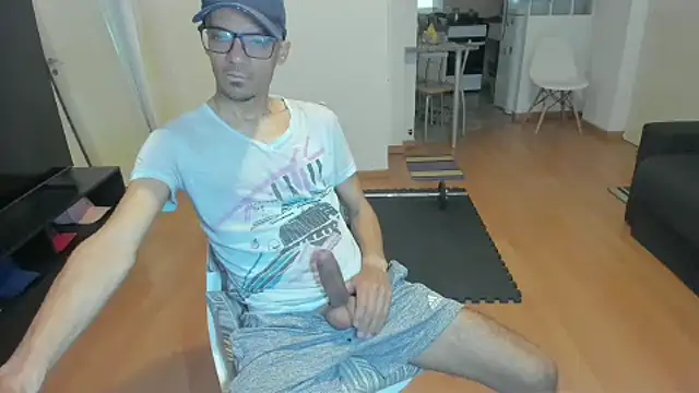 Snapshot of guachin_hunk chatting on September 20, 2025, 1:38 pm guachin hunk online show from September 20, 2025, 1:38 pm