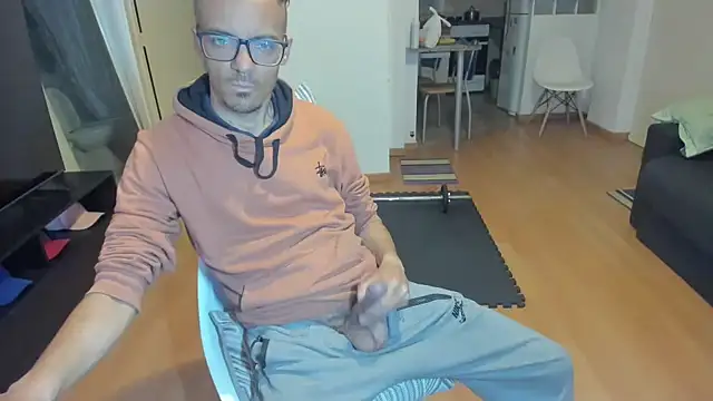 Snapshot of guachin_hunk chatting on September 16, 2025, 4:02 am guachin hunk online show from September 16, 2025, 4:02 am