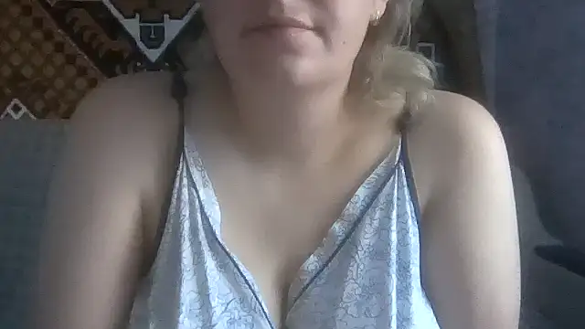 Snapshot of Diana_Britt chatting on July 18, 2026, 3:15 am Diana Britt online show from July 18, 2026, 3:15 am