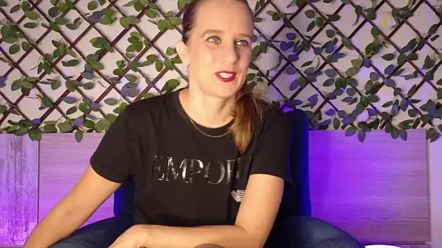 LadyChantale online show from September 22, 2025, 5:46 am