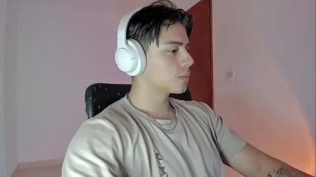 Giordano Russo online show from January 17, 2026, 3:04 pm