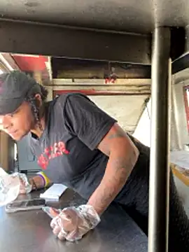 HaloRodeoLover2 online show from March 13, 2026, 4:56 pm