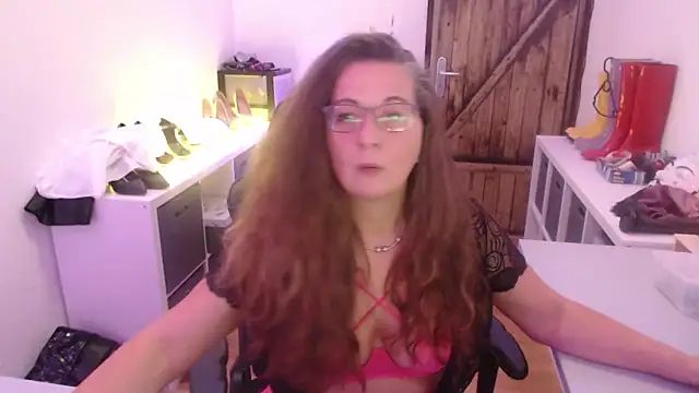 Snapshot of GeilesLuder75 chatting on December 5, 2025, 5:33 pm GeilesLuder75 online show from December 5, 2025, 5:33 pm