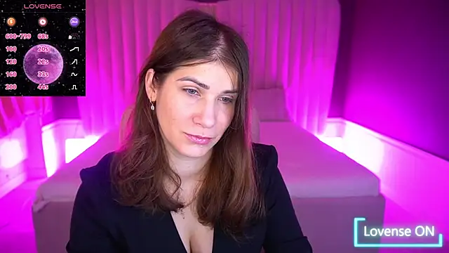 CassandraGood online show from November 17, 2025, 7:23 am