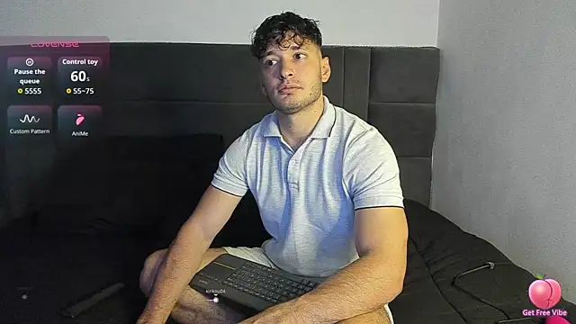 Snapshot of alejandro__2 chatting on January 13, 2026, 3:38 pm alejandro 2 online show from January 13, 2026, 3:38 pm