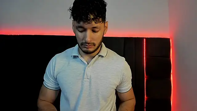 Snapshot of alejandro__2 chatting on February 10, 2026, 2:05 pm alejandro 2 online show from February 10, 2026, 2:05 pm