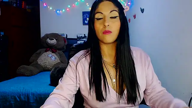 sahtlove1 online show from December 1, 2025, 11:38 pm