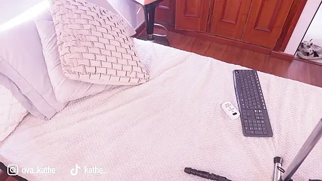 Lucy fit online show from March 14, 2026, 3:18 pm