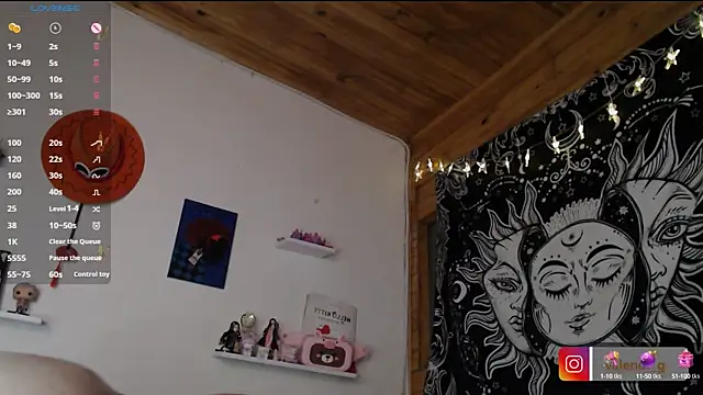 Snapshot of valenor_ chatting on March 16, 2025, 6:20 am valenor online show from March 16, 2025, 6:20 am