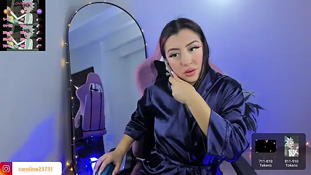 caroline23 x online show from December 13, 2024, 2:32 am