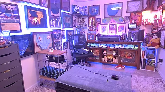 Briefs bud online show from March 6, 2025, 6:08 am