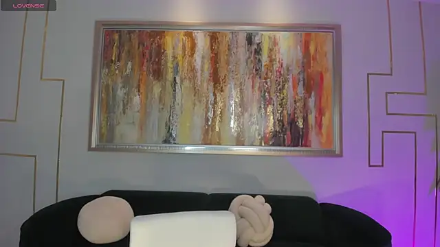 NiaHolland online show from February 22, 2026, 11:50 pm