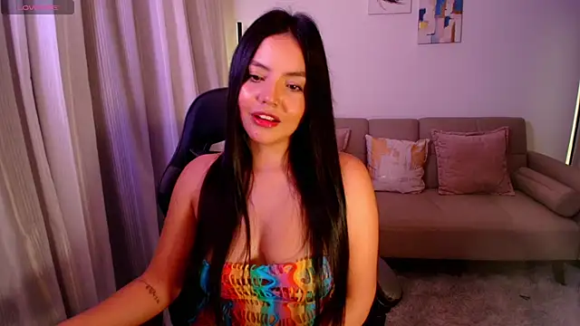 NinaMichelle online show from November 11, 2025, 11:09 pm