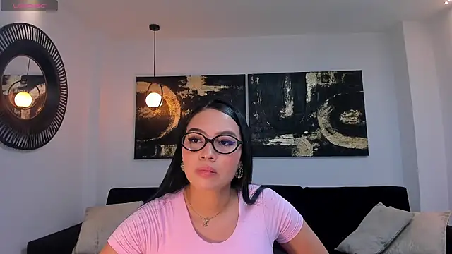 Snapshot of MollyJones_ chatting on June 16, 2026, 7:14 pm MollyJones online show from June 16, 2026, 7:14 pm