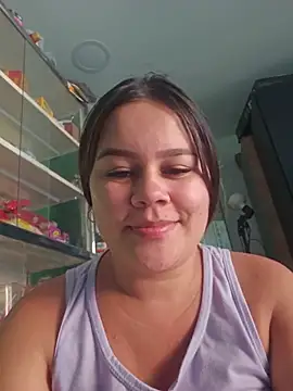 Snapshot of sweet_lucia chatting on June 1, 2026, 2:06 pm sweet lucia online show from June 1, 2026, 2:06 pm