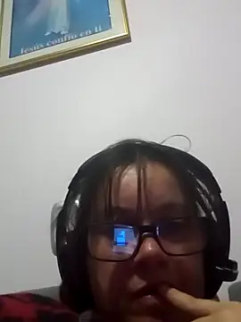 Snapshot of Sonialorens_ chatting on March 16, 2025, 11:59 pm Sonialorens  online show from March 16, 2025, 11:59 pm