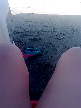 Snapshot of Sonialorens_ chatting on February 9, 2026, 5:33 pm Sonialorens online show from February 9, 2026, 5:33 pm