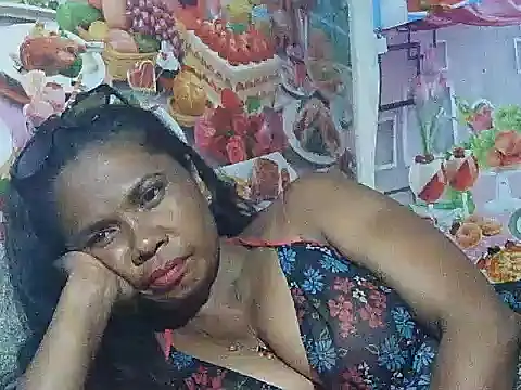 Snapshot of Hyncam chatting on April 6, 2026, 4:52 pm Hyncam online show from April 6, 2026, 4:52 pm