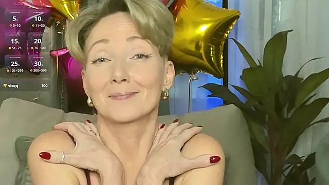 AkexandraFix online show from November 14, 2025, 1:04 pm