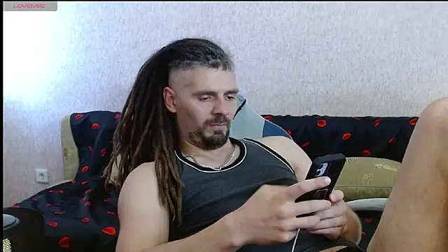 Snapshot of Aestheticguy101 chatting on July 31, 2026, 2:26 pm Aestheticguy101 online show from July 31, 2026, 2:26 pm