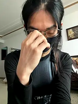 Snapshot of CrytinaSissyCrossdress chatting on September 21, 2025, 1:33 am CrytinaSissyCrossdress online show from September 21, 2025, 1:33 am