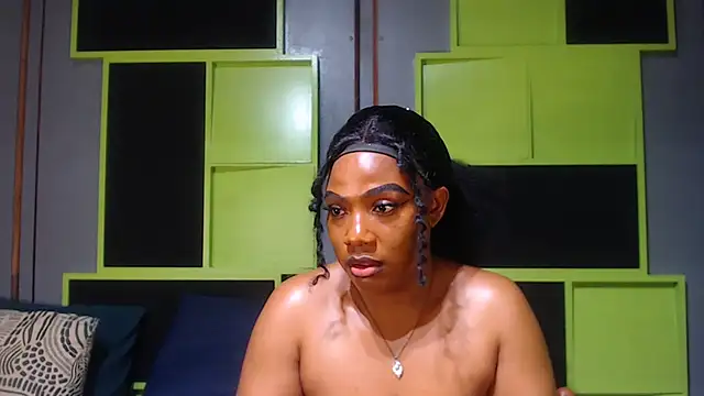 Snapshot of SexyAssDivaxxx chatting on October 17, 2025, 5:33 am SexyAssDivaxxx online show from October 17, 2025, 5:33 am
